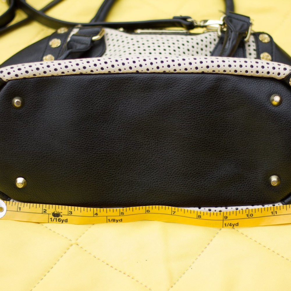 Betsey Johnson Cream & Black Shoulder Bag - Picture 4 of 7